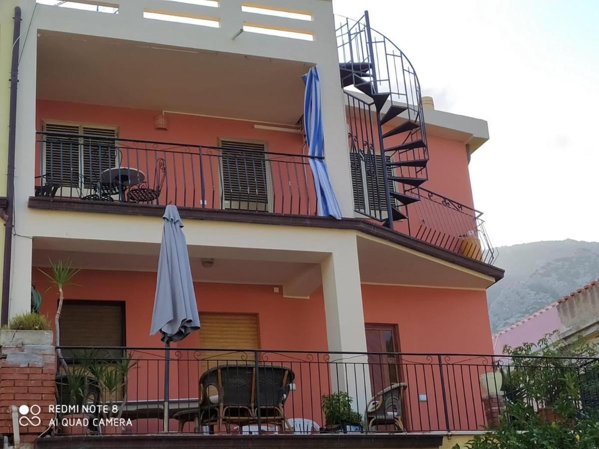 Appartamenti Manuela Cala Gonone Bagian luar foto