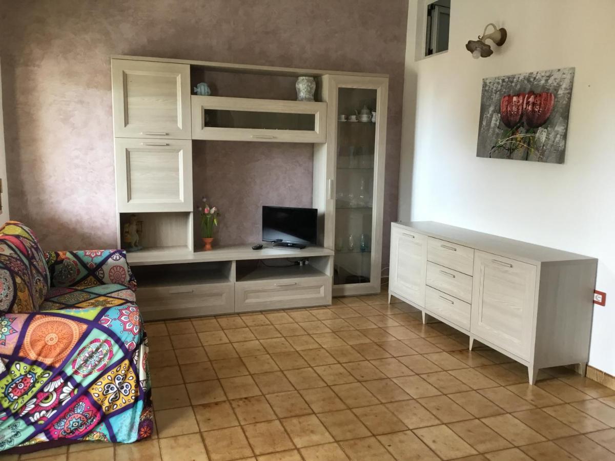 Appartamenti Manuela Cala Gonone Bagian luar foto